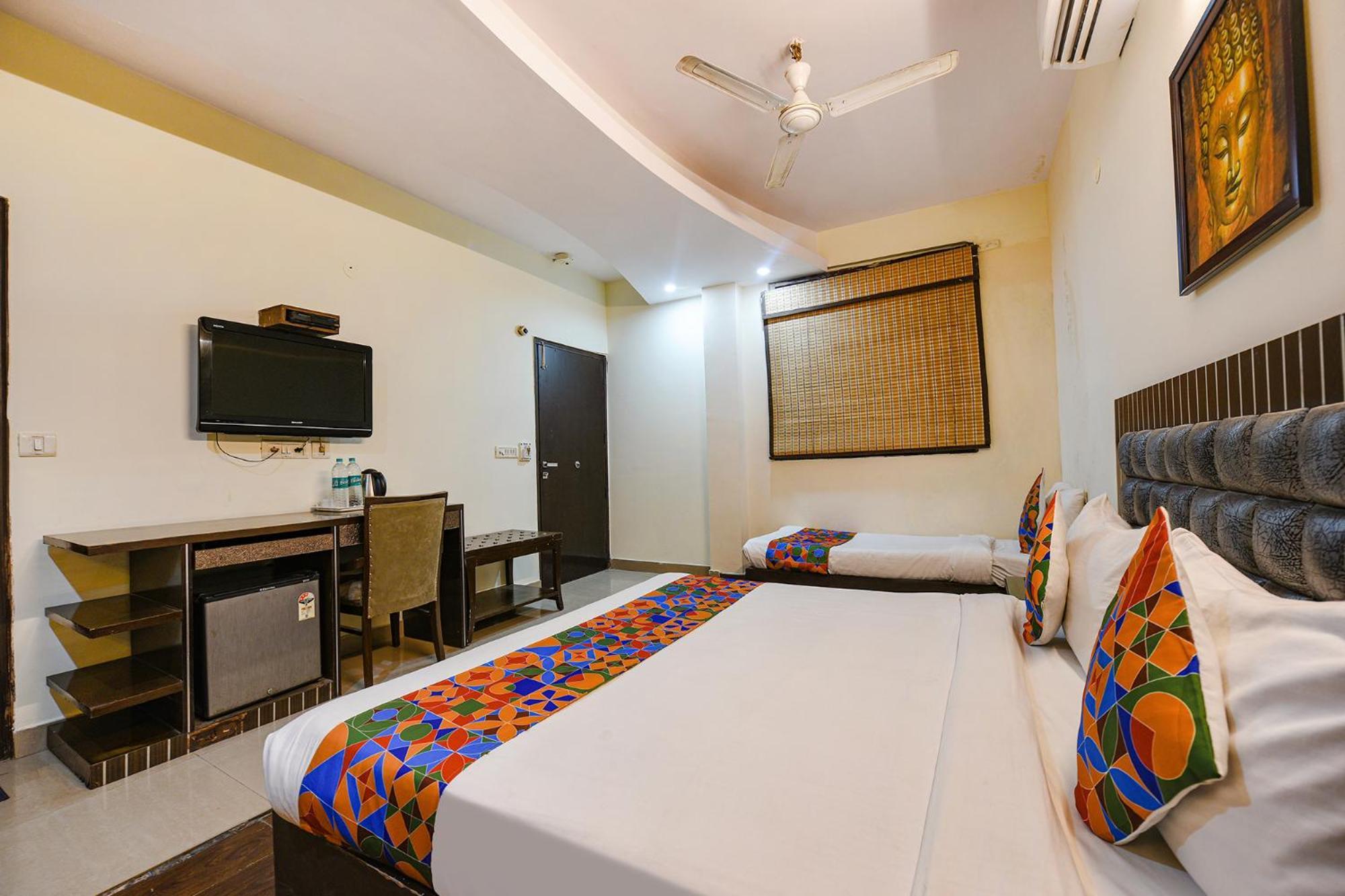 Fabhotel Swiss International Patel Nagar New Delhi Exterior photo